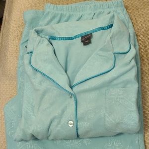 Covington embossed fleece pajama set